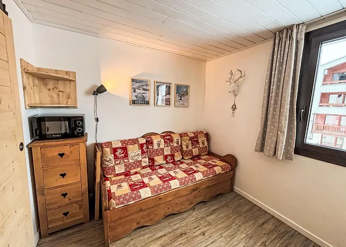 Studio Les Tommeuses - Val Claret-25 By Interhome